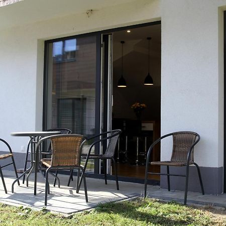 Lawendowy Zakatek - Klimatyzacja - Ogrodek - Prywatny Parking Apartment Жешов Екстериор снимка