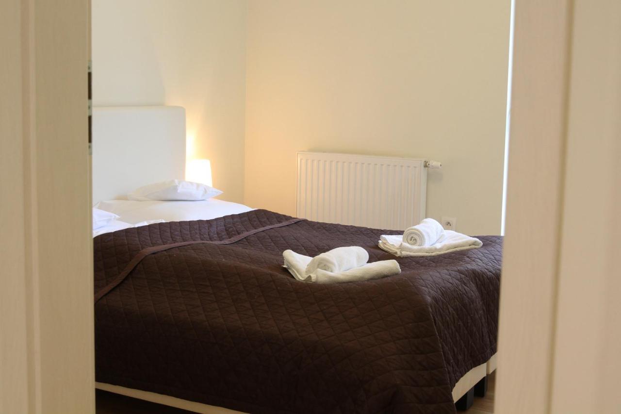 Lawendowy Zakatek - Klimatyzacja - Ogrodek - Prywatny Parking Apartment Жешов Екстериор снимка